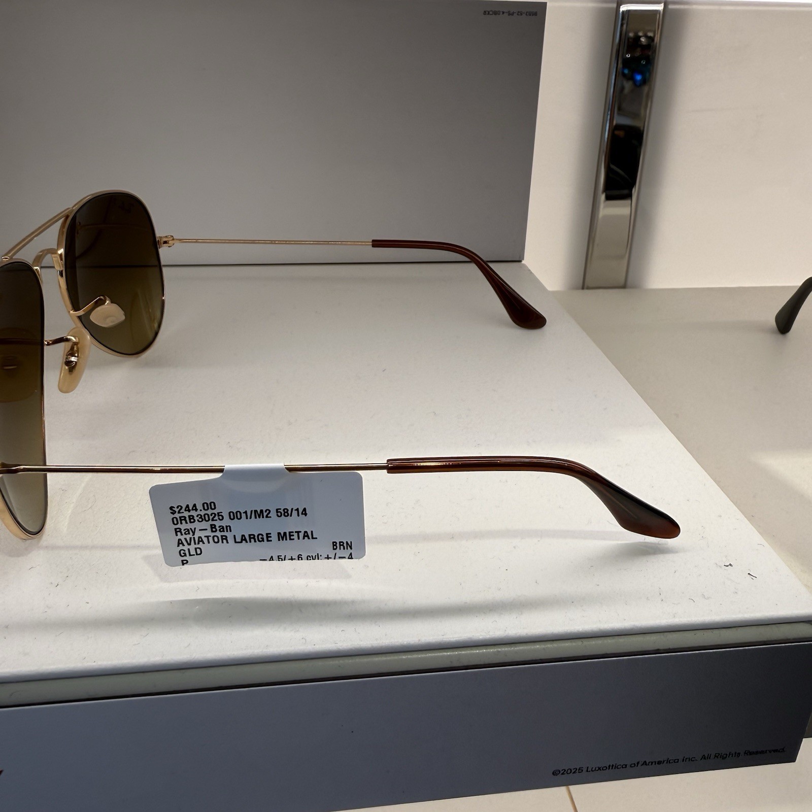Ray-Ban RB3025 Aviator Sunglasses Gold Metal Frame Brown Gradient Glass Lens Men