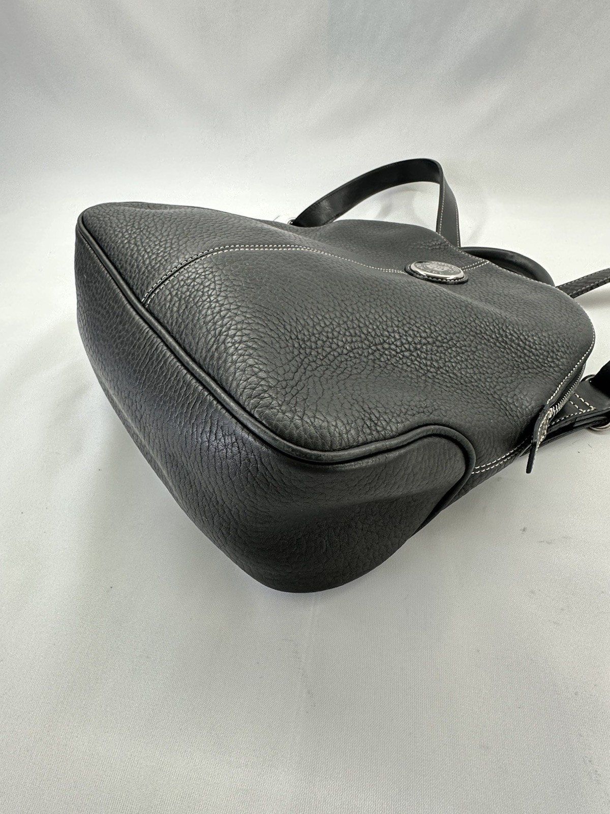 Dooney & Bourke Black Pebbled All Weather Leather Backpack Purse Y2K Zip