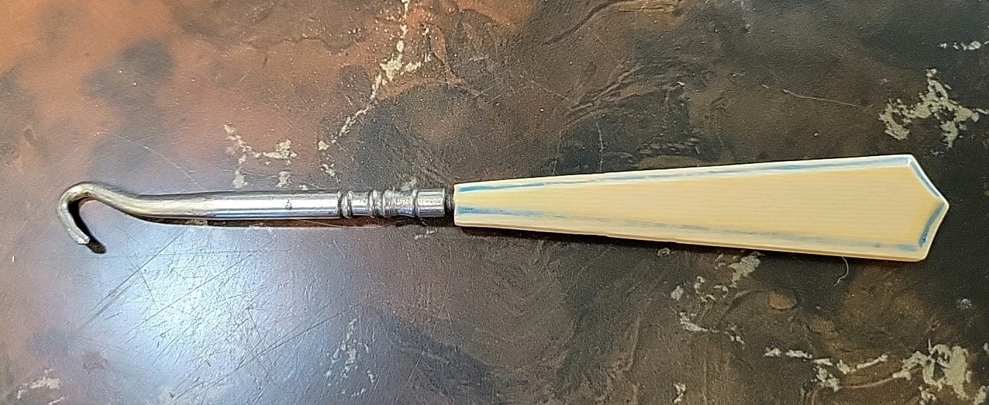 Antique 5.5in Button Hook with Celluloid Handle.