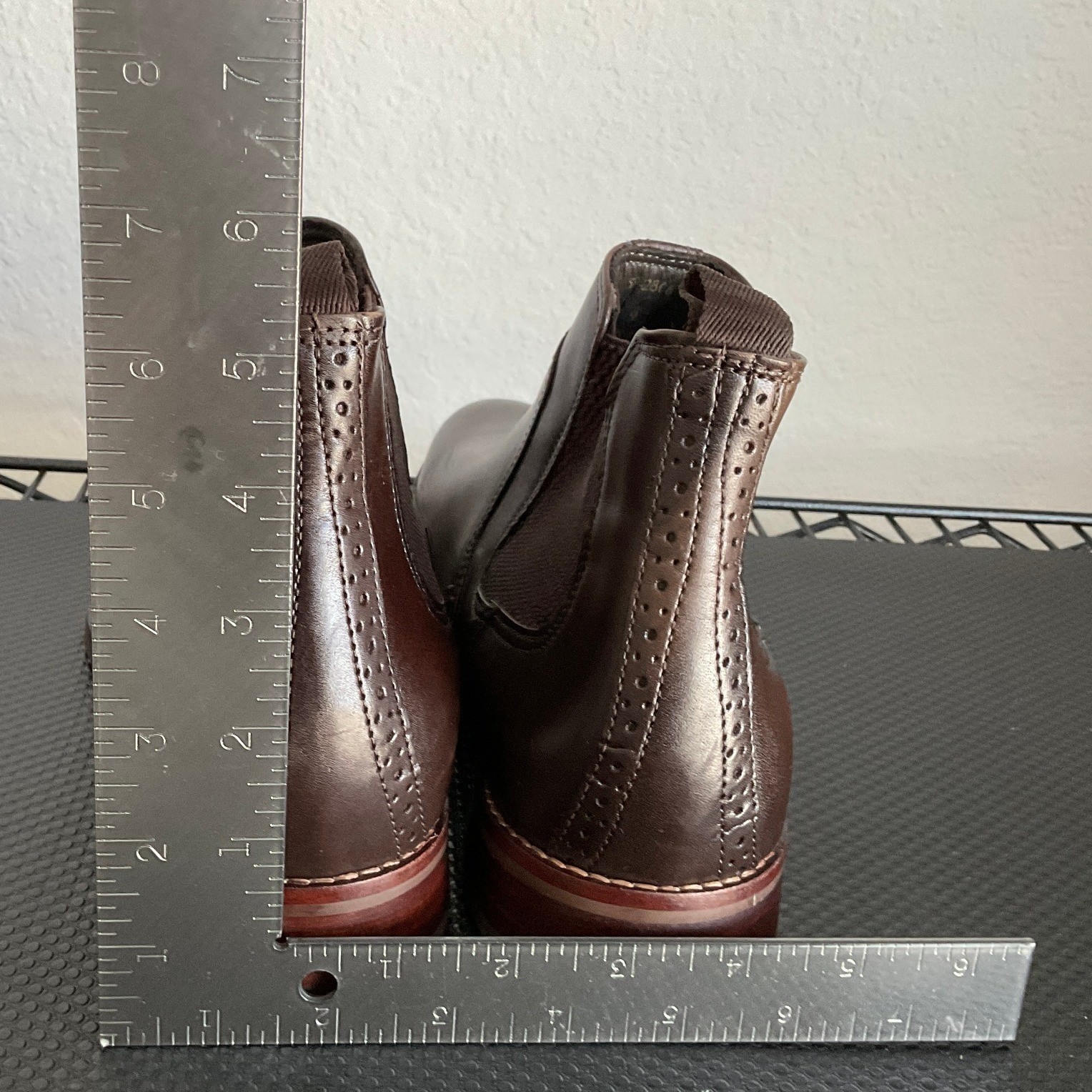 Johnston & Murphy Mens Brown Leather Chelsea Boots 9 M 59-2806 Made in Brazil