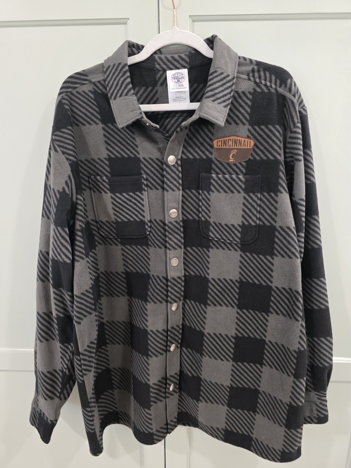 Rivalry Threads 91 Fleece Flannel Button-up Cincinnati Bearcats Patch Sz Large