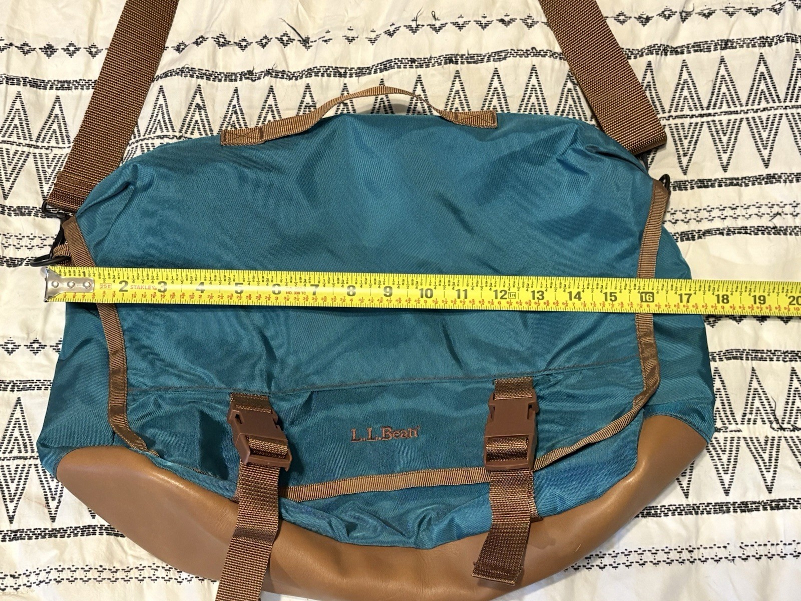 L.L.Bean Blue/Brown Messenger Bag Buckle Zip Inner Pockets Organizer Strap