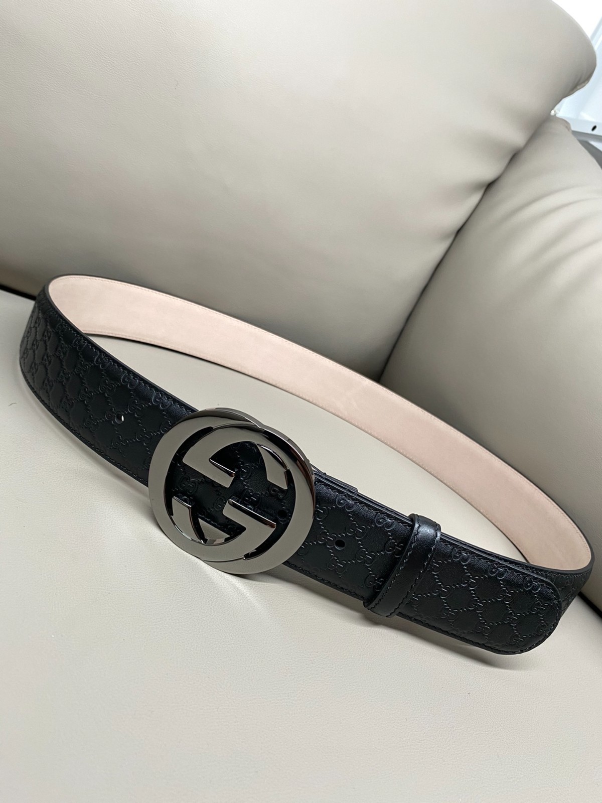 100% Authentic Gucci Black Leather Belt