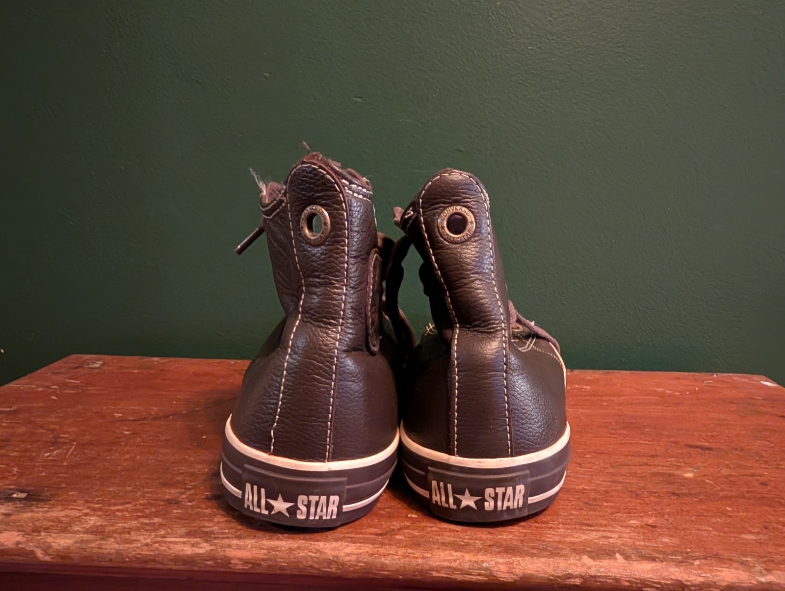 Converse All Star High-Top Leather Sneakers – Dark Brown – Men’s Size 9