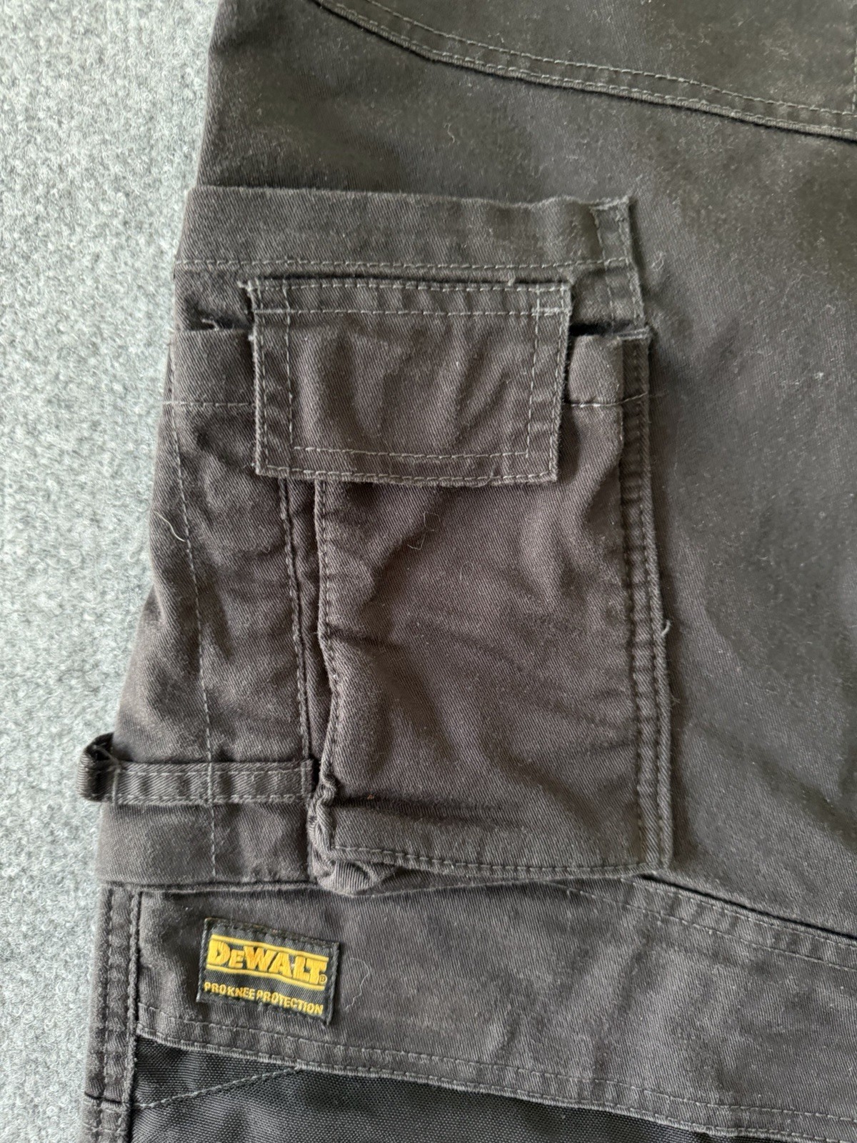 Men’s DeWAlt Black Pants 40/32