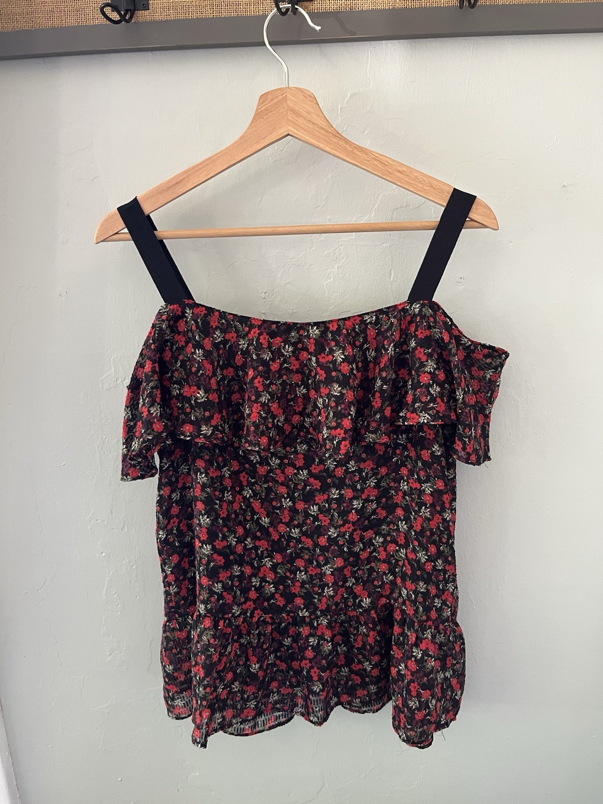 Libby Edelman Black,Red & Purple Floral Ruffled Blouse with Straps Size S
