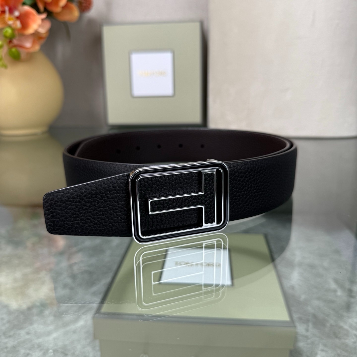 Authentic Tom Ford Reversible Leather T-Buckle Belt Luxury Designer Fashion