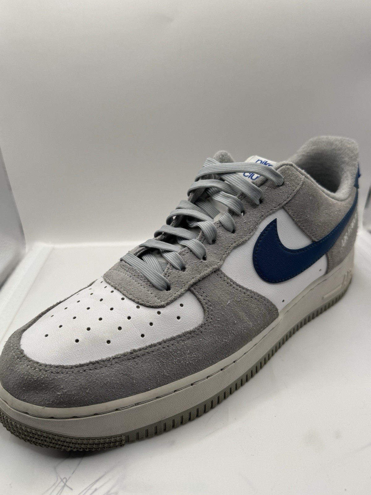 Nike Air Force 1 ’07 LV8 11.5
