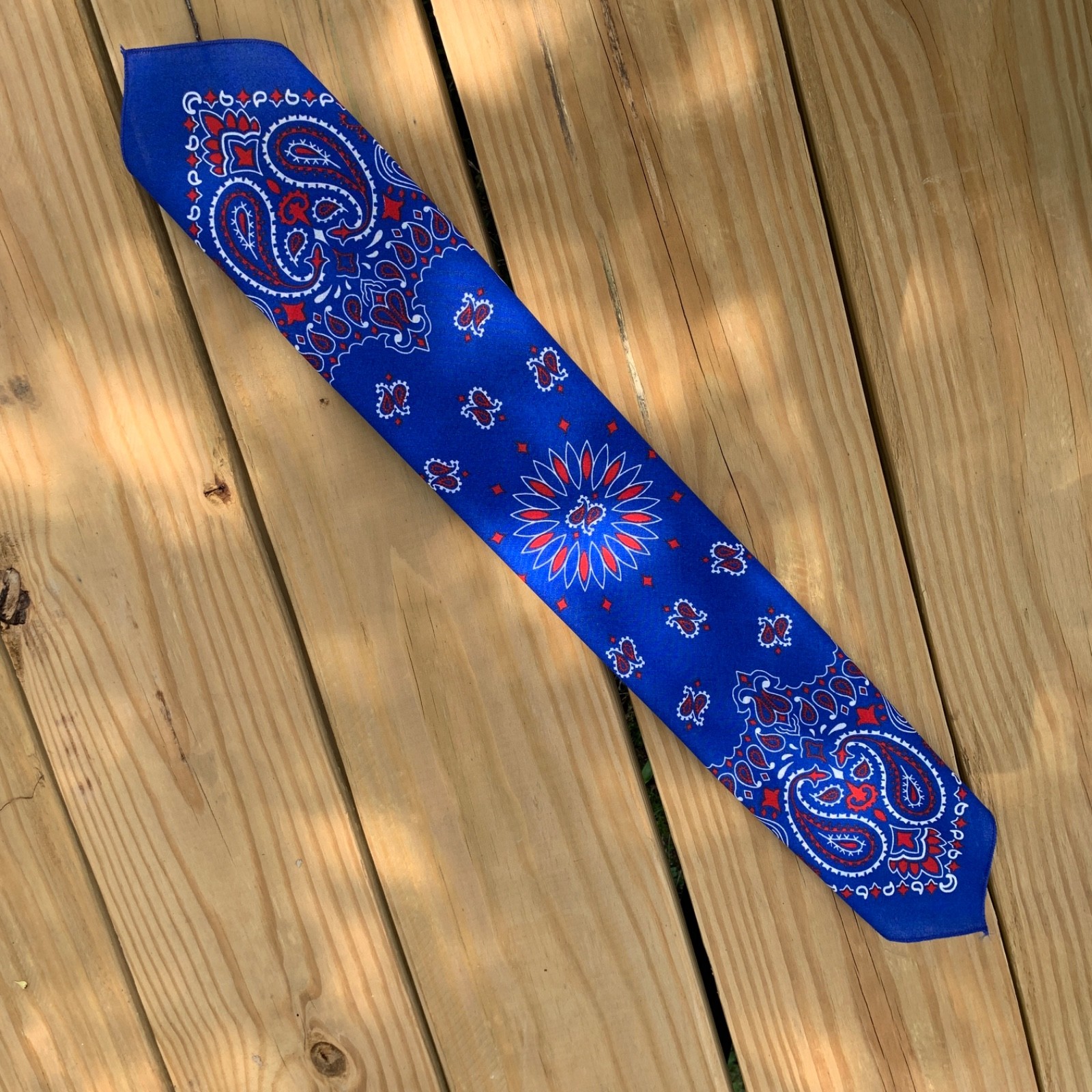 Blue Red White Paisley Approx. 22″x22″ Bandanna USA Made 100% Cotton Biker