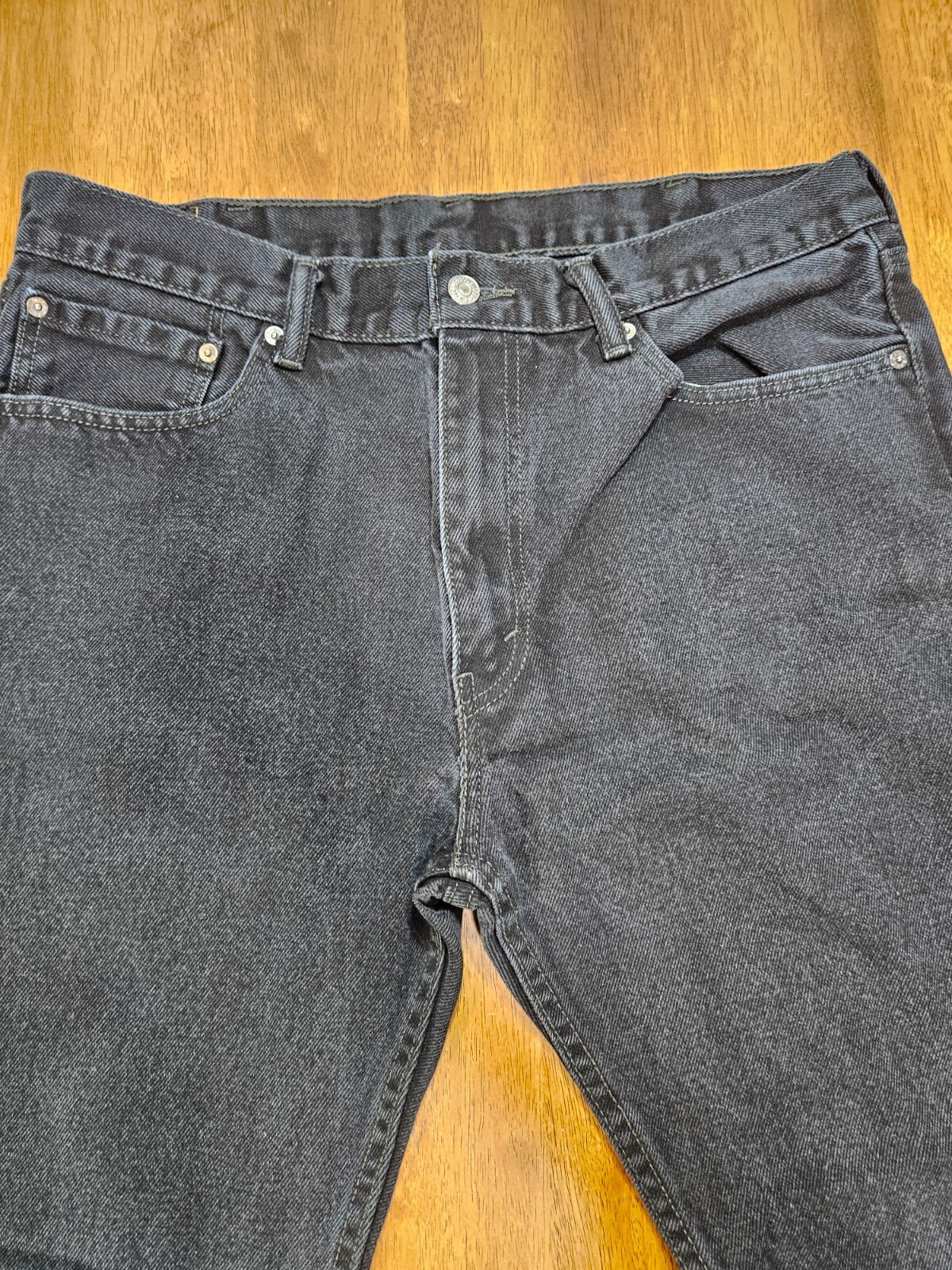 Levi Strauss Denim Jeans 505 Mens Size 38×32 Zipper Button Pockets Dark Wash