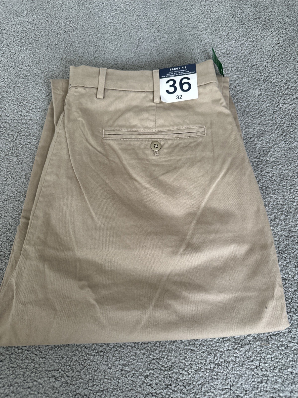 Gap Baggy Fit Loose Khaki Chino Pants Casual Mens Tag Sz. 36×32 Measures 36WX30L
