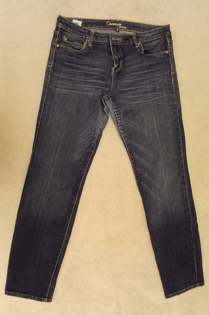 Common Genes Blue Jeans Size 8
