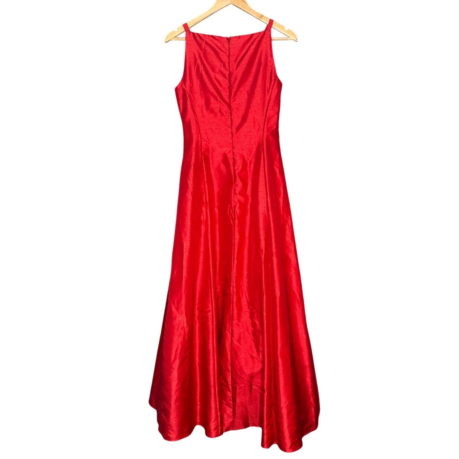 Night Way Collections Red Formal Gown Dress Size 6 Sleeveless Evening Prom USA