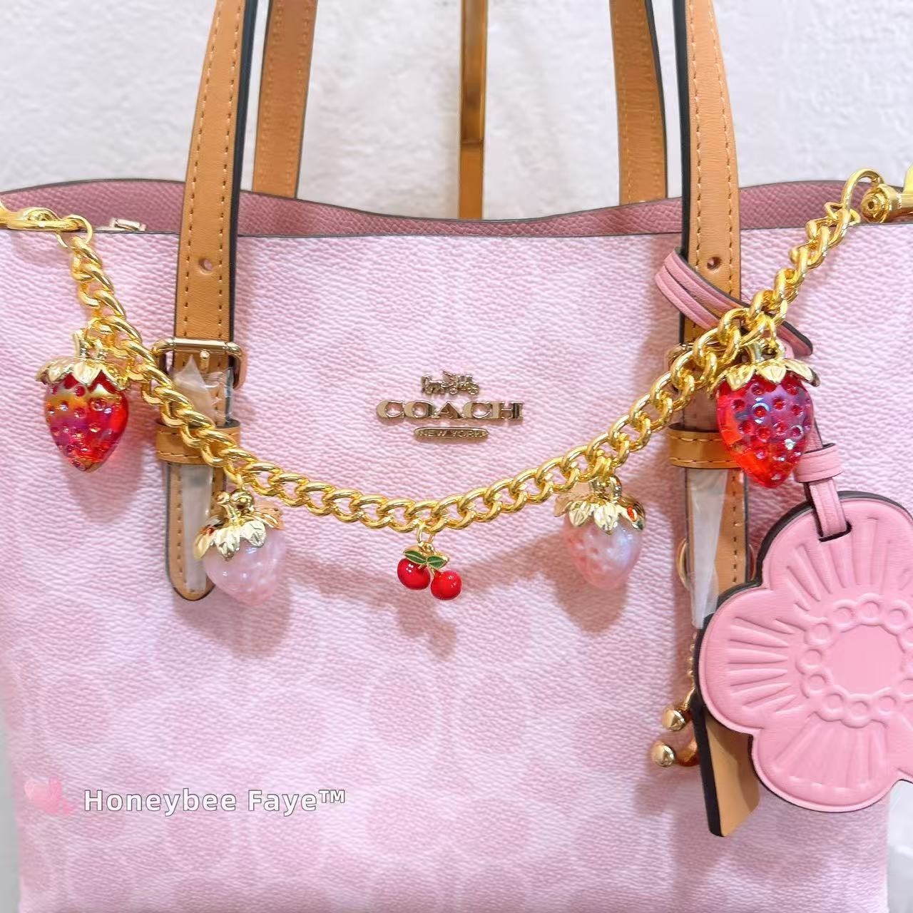 NWT Coach CER24 Mollie Tote Bag 25 In Signature Canvas With Charms Powder Pink
