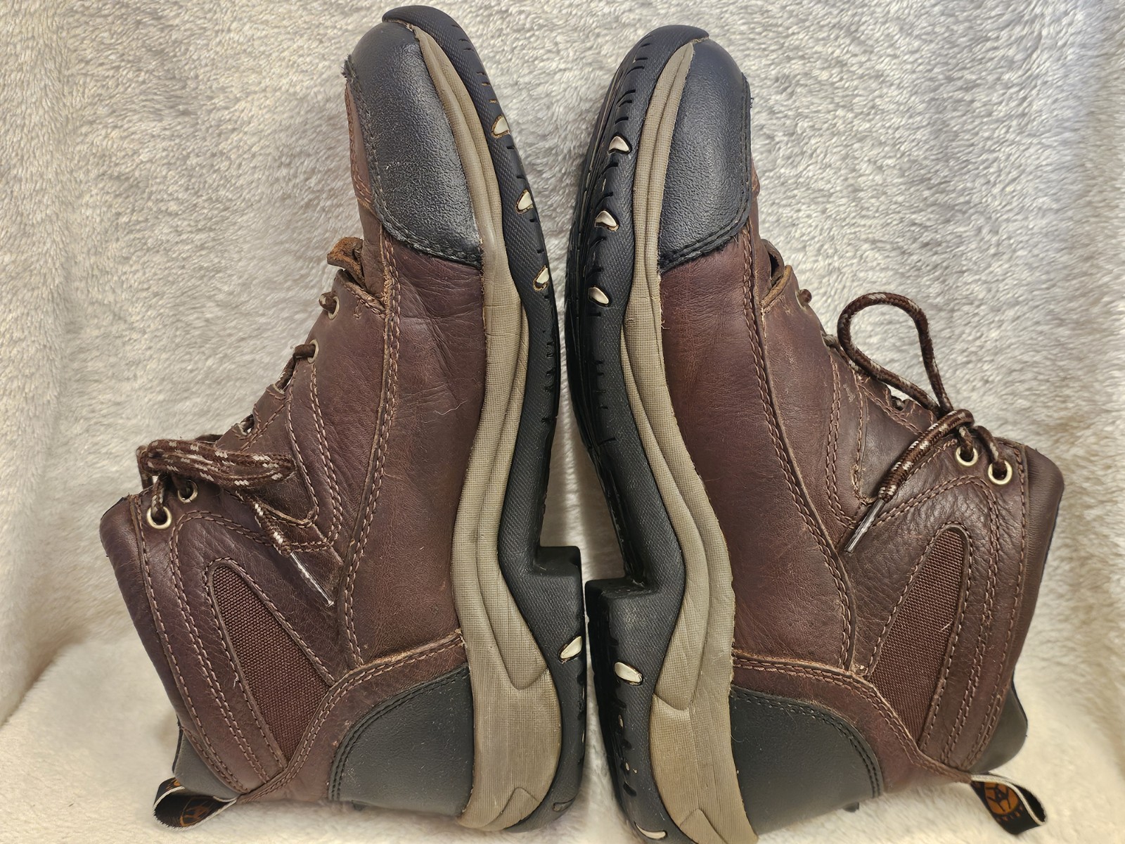 Ariat Ladies Terrain Cordovan Red Lace Up Boots 10004138 SIZE 9.5B