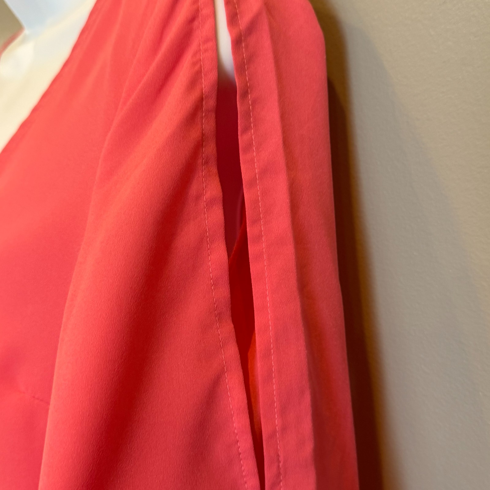 Crosby Women’s Small Coral Pink V-Neck Split Sleeve Blouse 3/4 Sleeve