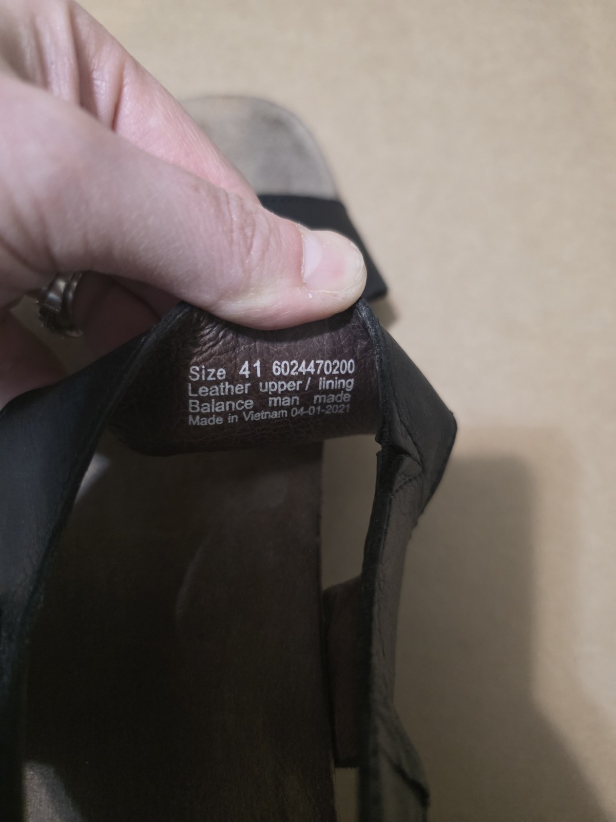 Dansko Womens Reece Sandals Size 41 10.5 Black Leather Toe Loop Slingback Cork