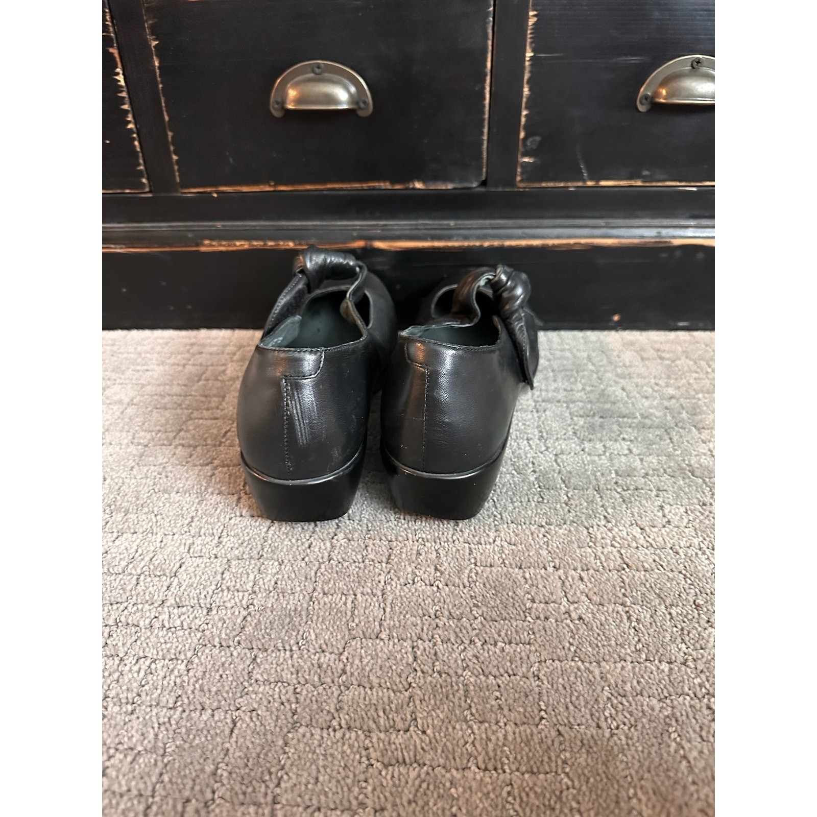 Dansko 42 Ainsley Mary Jane Knot Detail