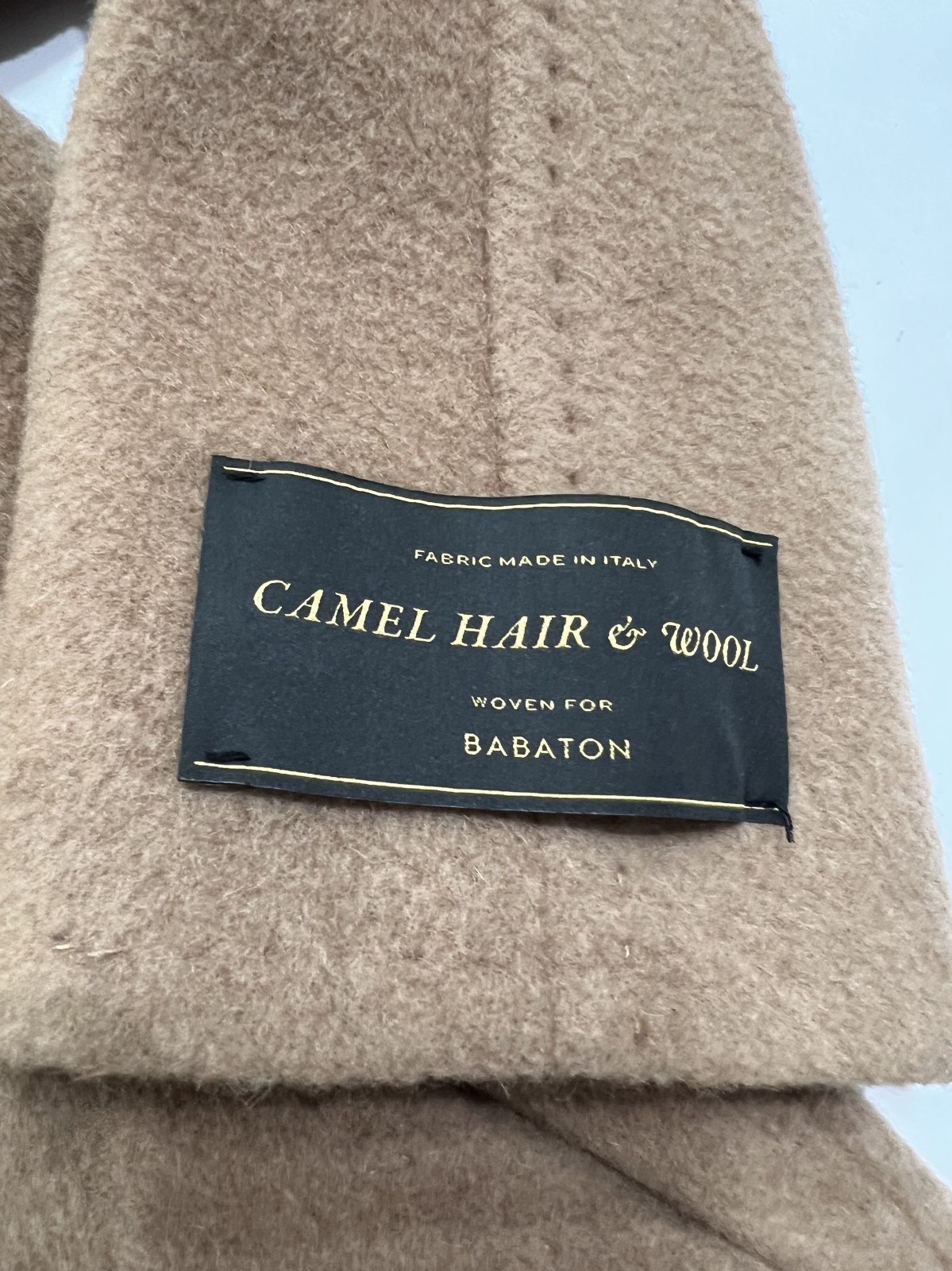with tags Aritzia Babaton The Ceremony Coat in Re Camel Wool Cocoa Sand G2U
