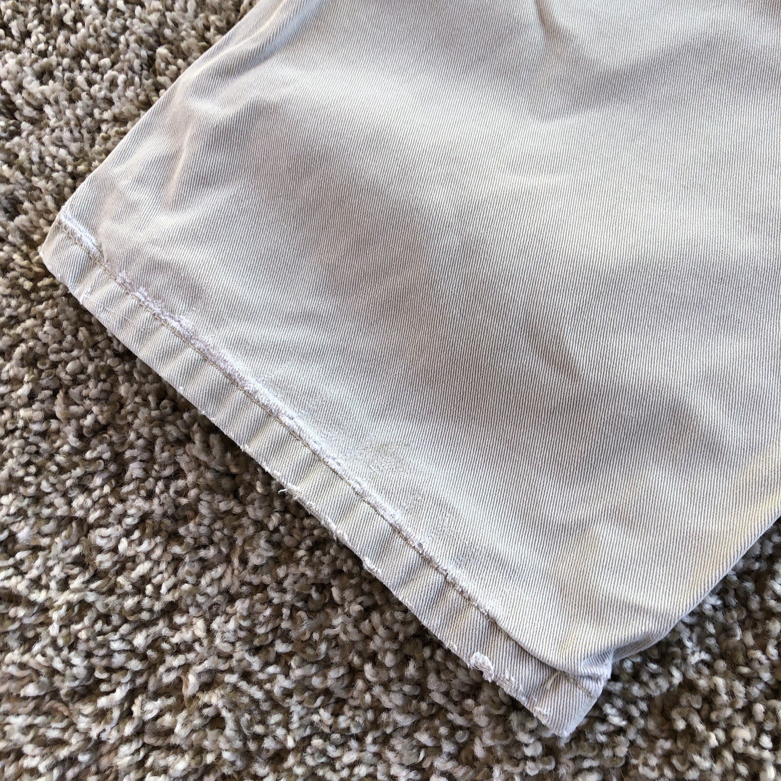 Vtg Levis SilverTab Khakis Pants Mens 29×30 Beige Relaxed Fit Carpenter Loop Y2K