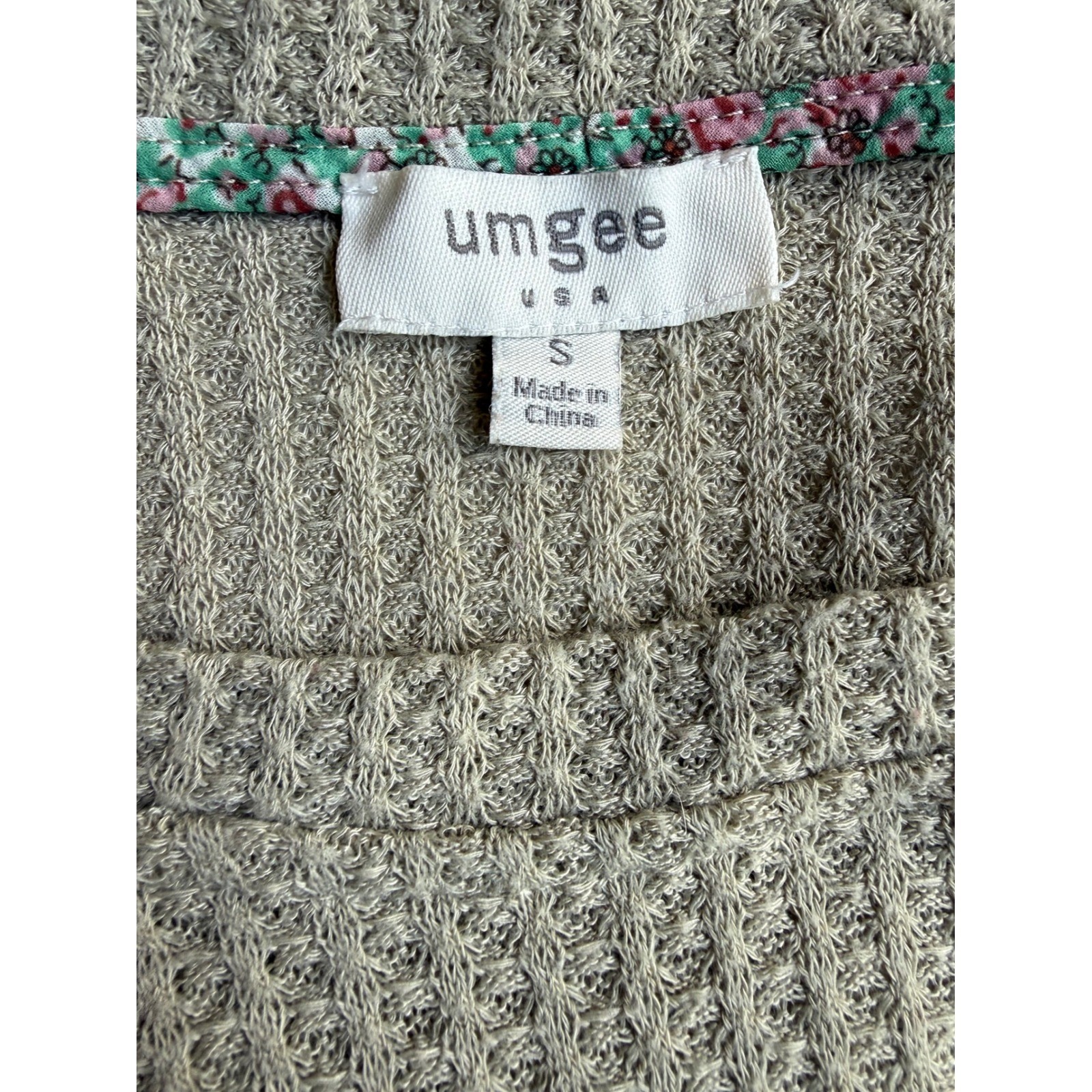 Umgee Sage Green Waffle Knit Mixed Floral Paisley Bell Sleeve Peplum Top Small