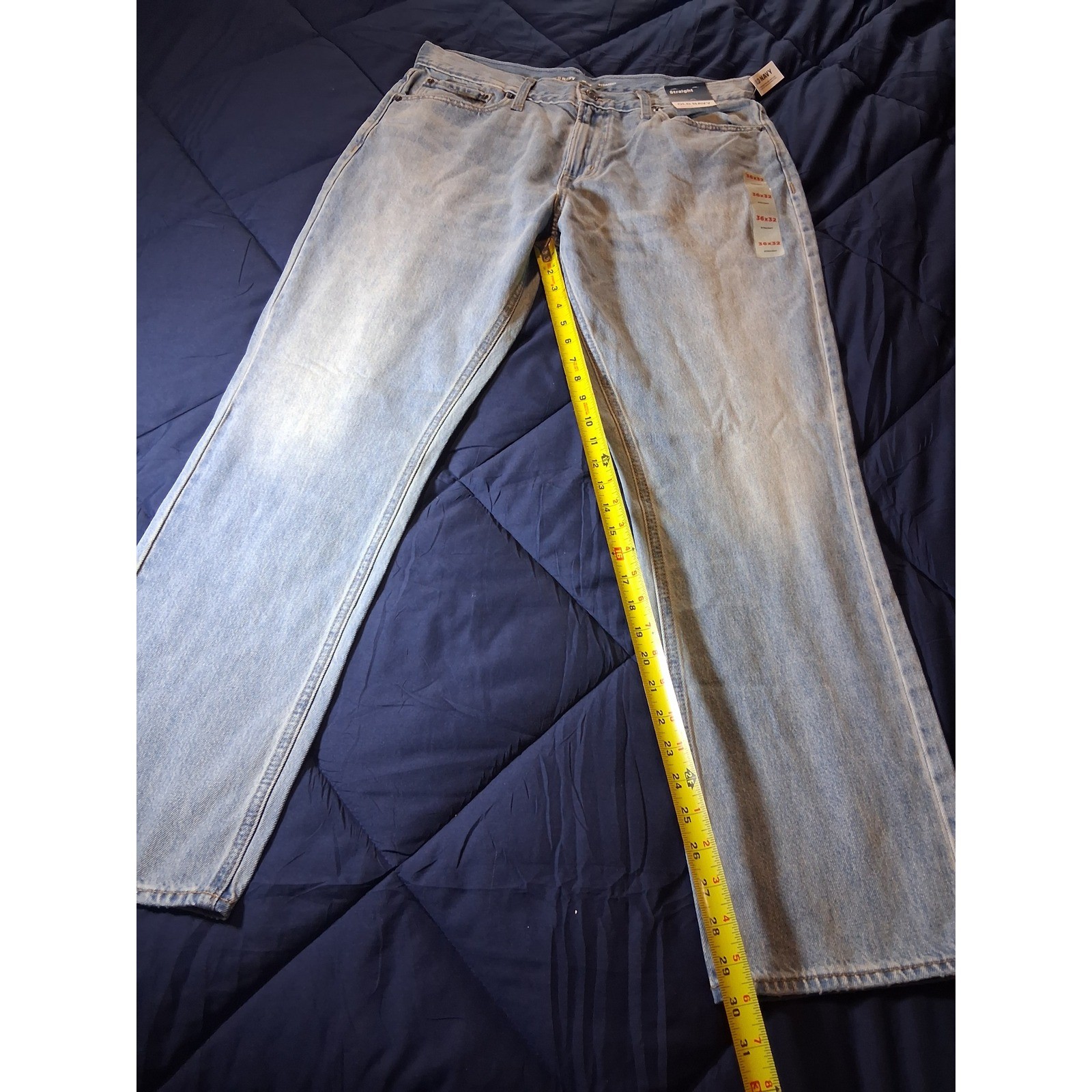 Old Navy Mens Straight Leg Jeans Light Wash Blue Denim 36×32 NWT