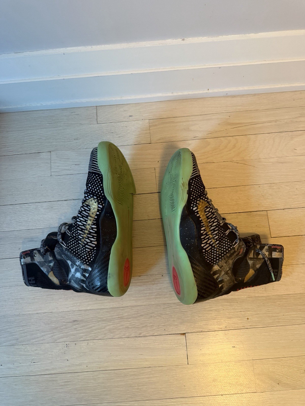 Nike Men’s Kobe Bryant 9 Gumbo High Top Basketball Shoes Sneakers