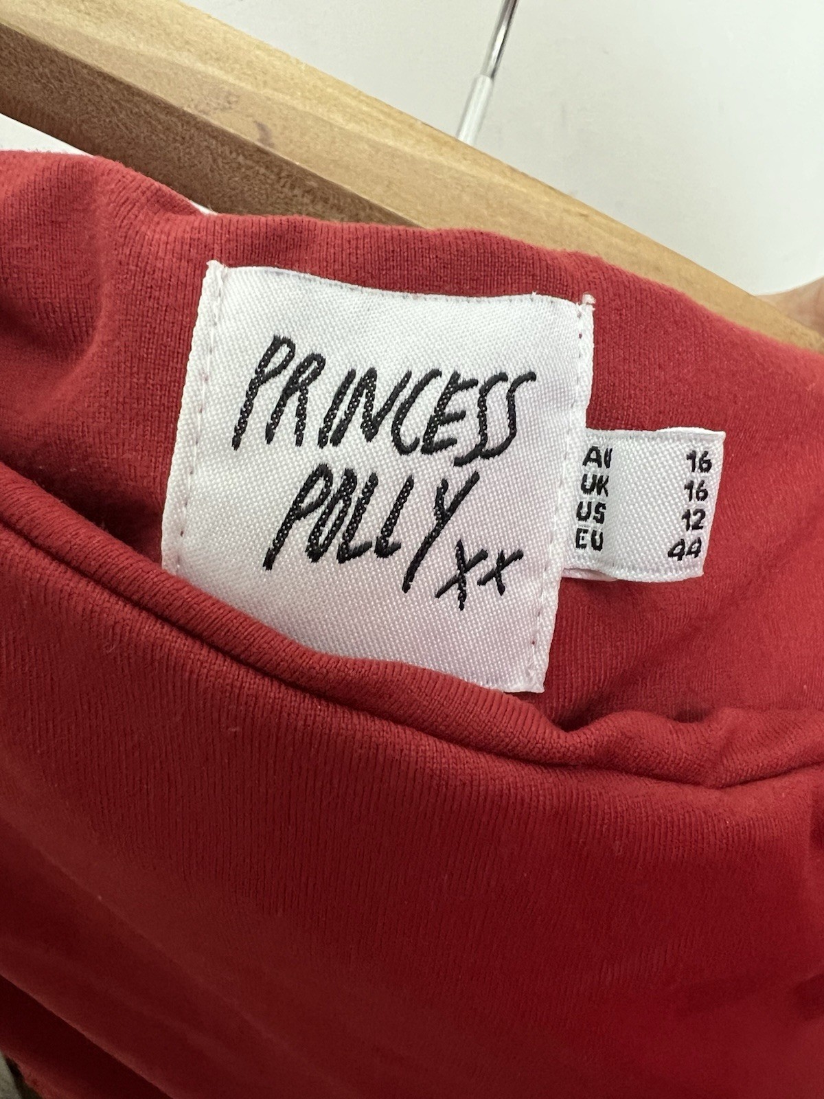 Princess Polly | Red One Shoulder Twist Knit Stretch Cropped Top Size 12