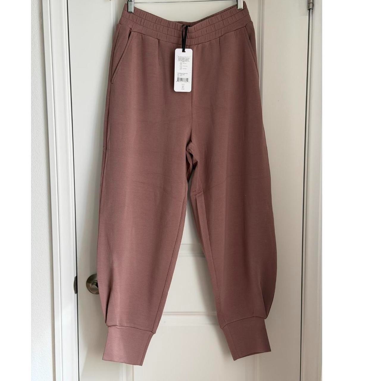 Varley The Relaxed Pant 27.5″ in Antler, Size Large