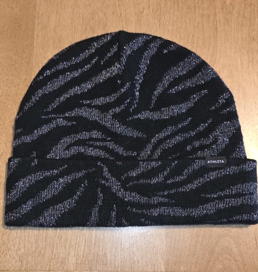 Athleta Extra Fine Merino Wool Blend Black Silver Cuffed Knit Beanie Hat