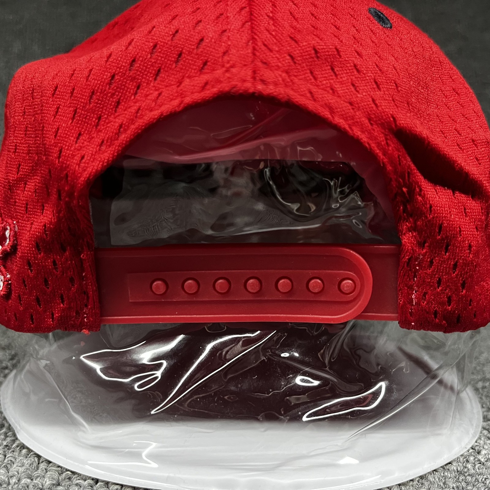 Mossiant Boston Red Sox Snapback Curved Brim Red Black Hat Unknown Size