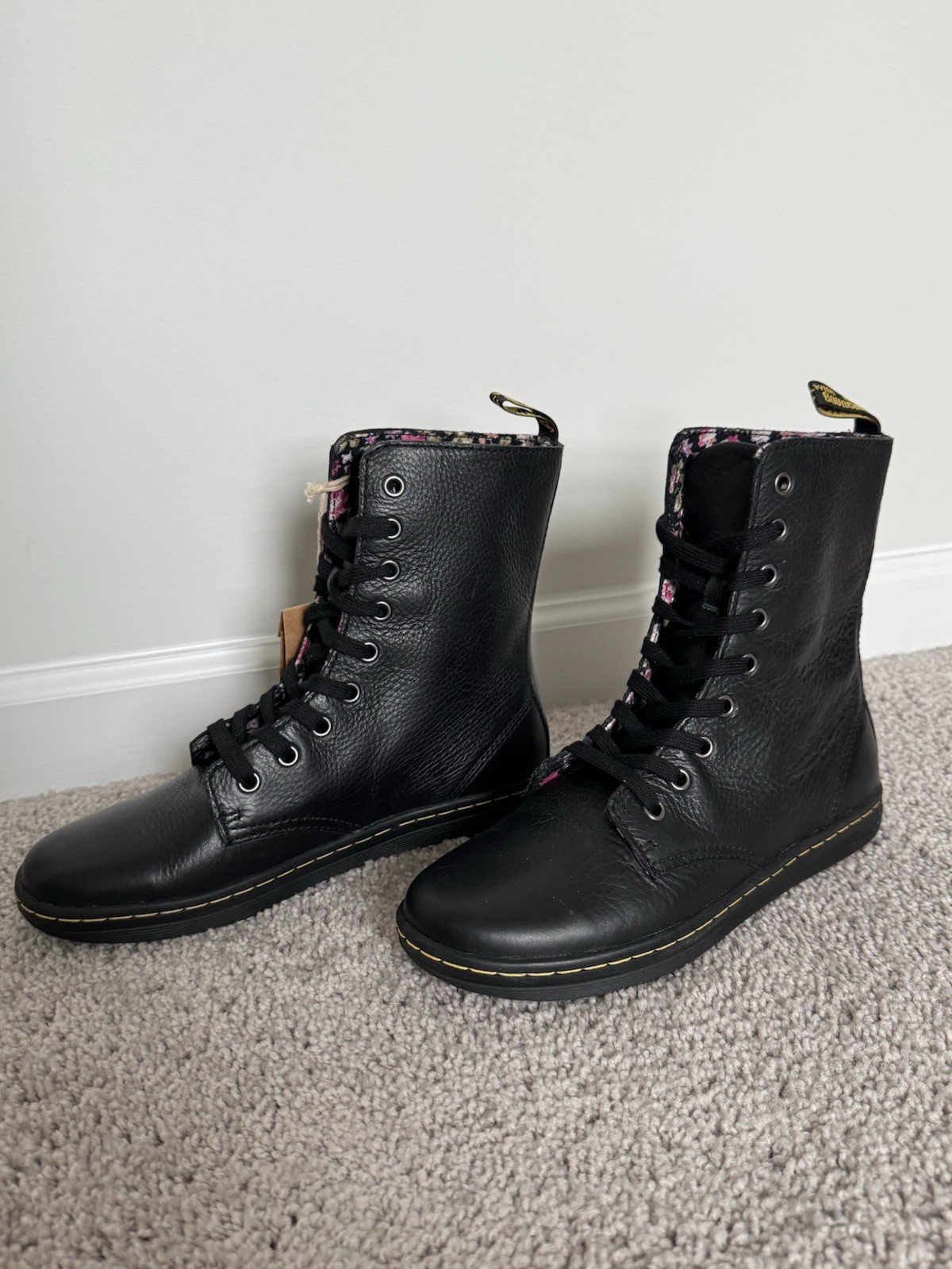 NWT DR. MARTENS Stratford Black Leather Floral Foldover Combat Boots Size 8