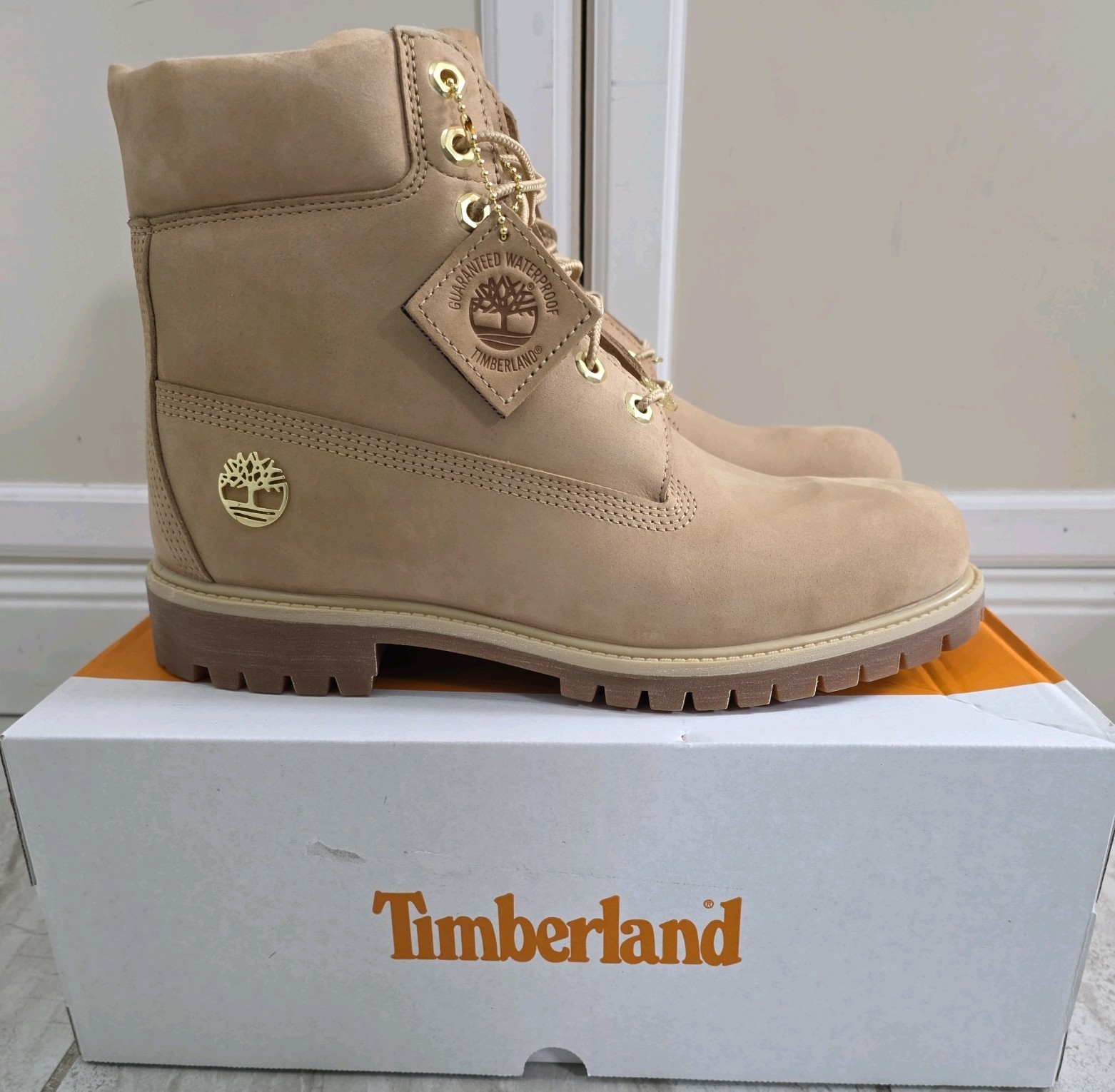Timberland Used Premium Waterproof Light Beige Nubuck Men’s Boot Size 10.5
