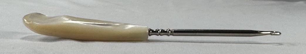 VINTAGE VICTORIAN SHOE BOOT BUTTON HOOK FANCY ABALONE MOTHER OF PEARL HANDLE