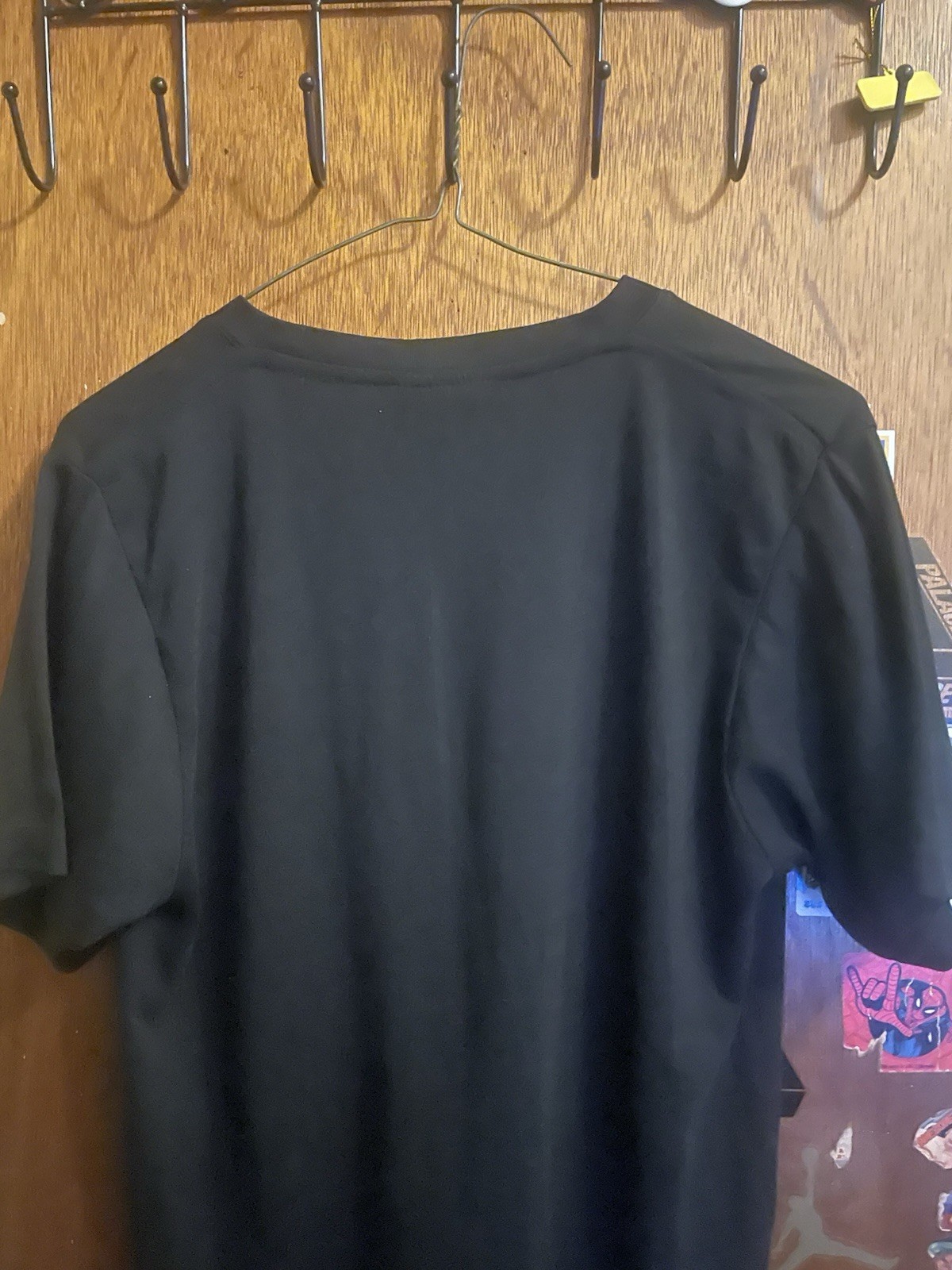Goldstar Men’s Black V-Neck T-Shirt Size Small