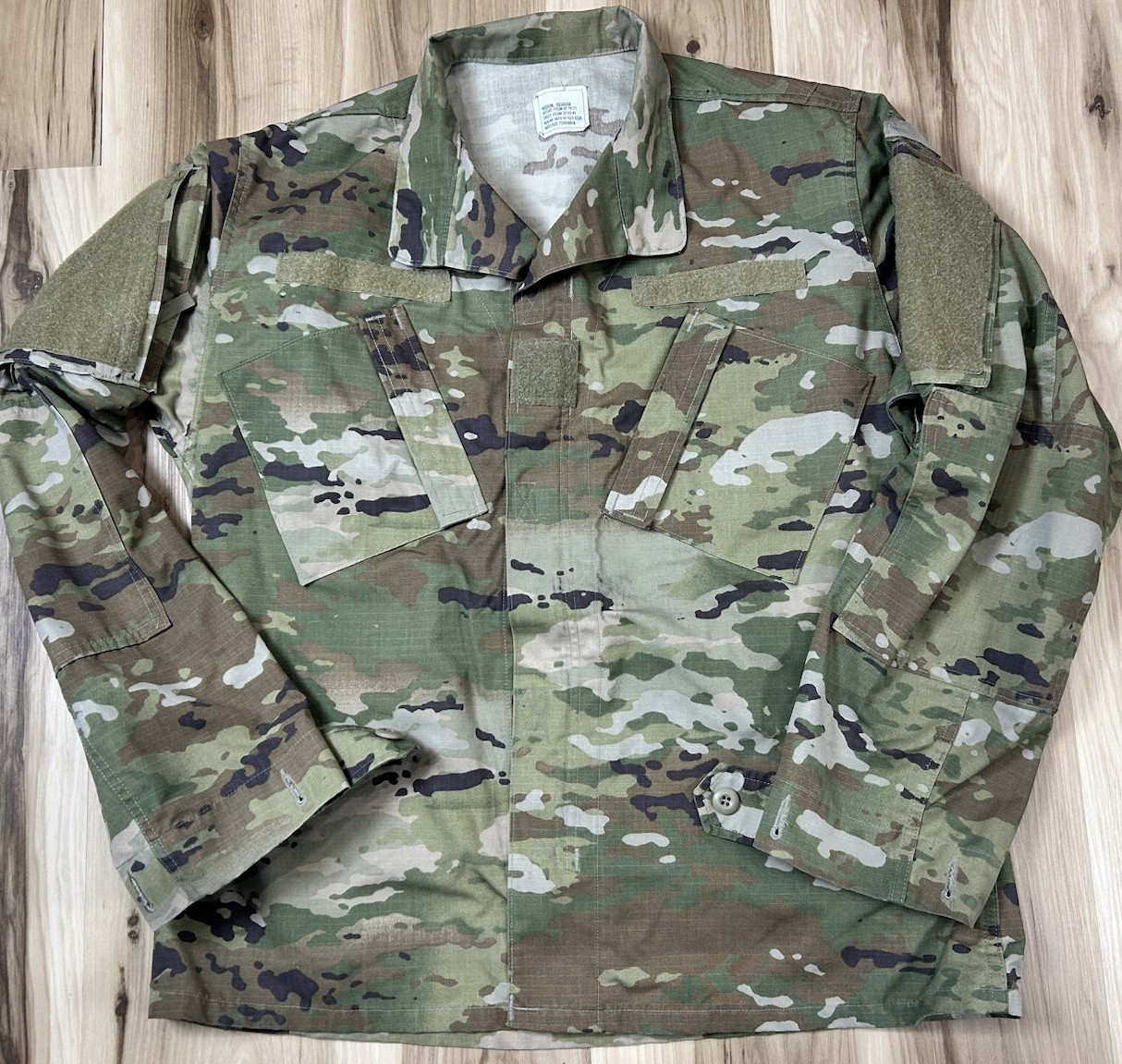 US Army Coat Men’s Medium OCP Camo IHWCU ACU Combat Uniform Insect Shield