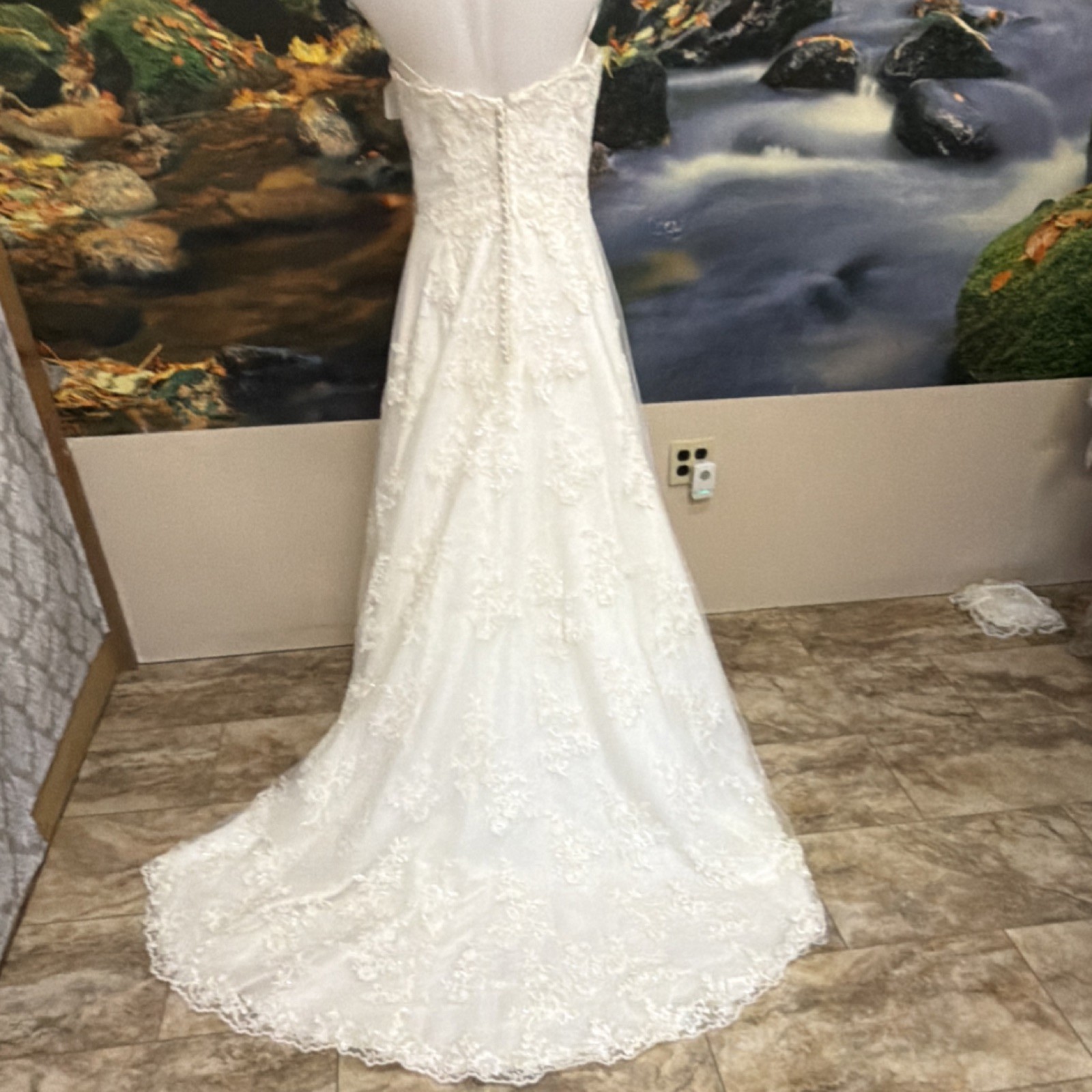 Mori Lee by Madeline Gardner Ivory Lace Strapless A-Line Wedding Dress Size 9/10