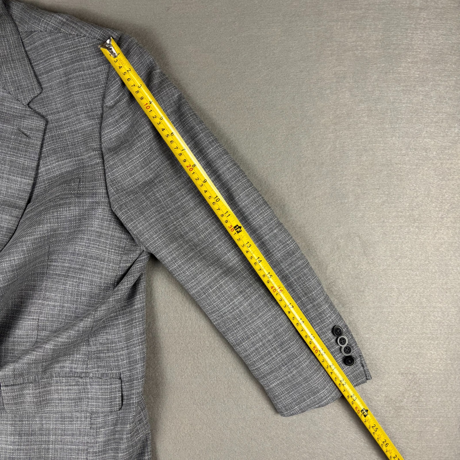 Copley 1883 Reda Super 110s Wool Sport Coat Blazer 46R Gray Check Canada