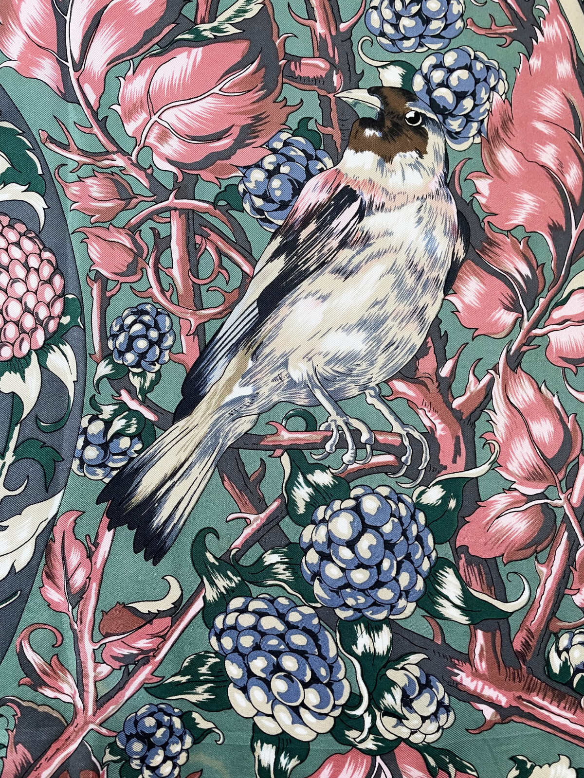 PERRY ELLIS Silk Scarf 35″Square Birds Red & Black Berries Bushes Vintage