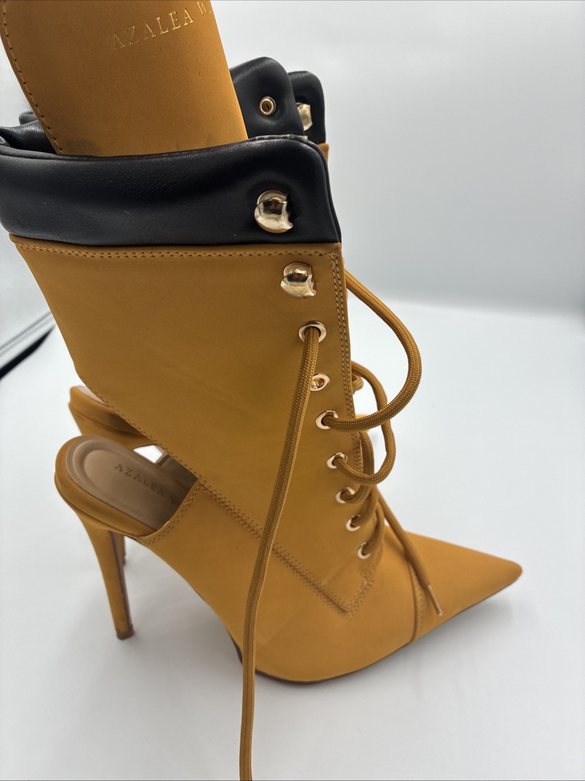 AZALEA WANG YELLOW LACE UP STILETTO BOOTIE SIZE US 8