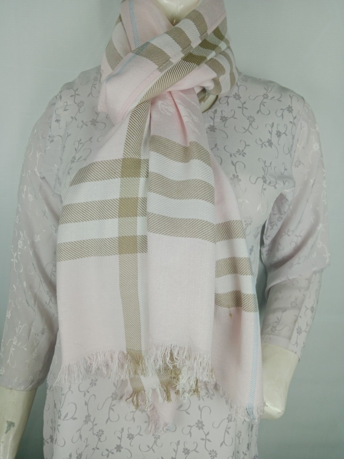 Authentic Burberry Scarf Shawl Stole Wrap 100% Cashmere Multicolor Used