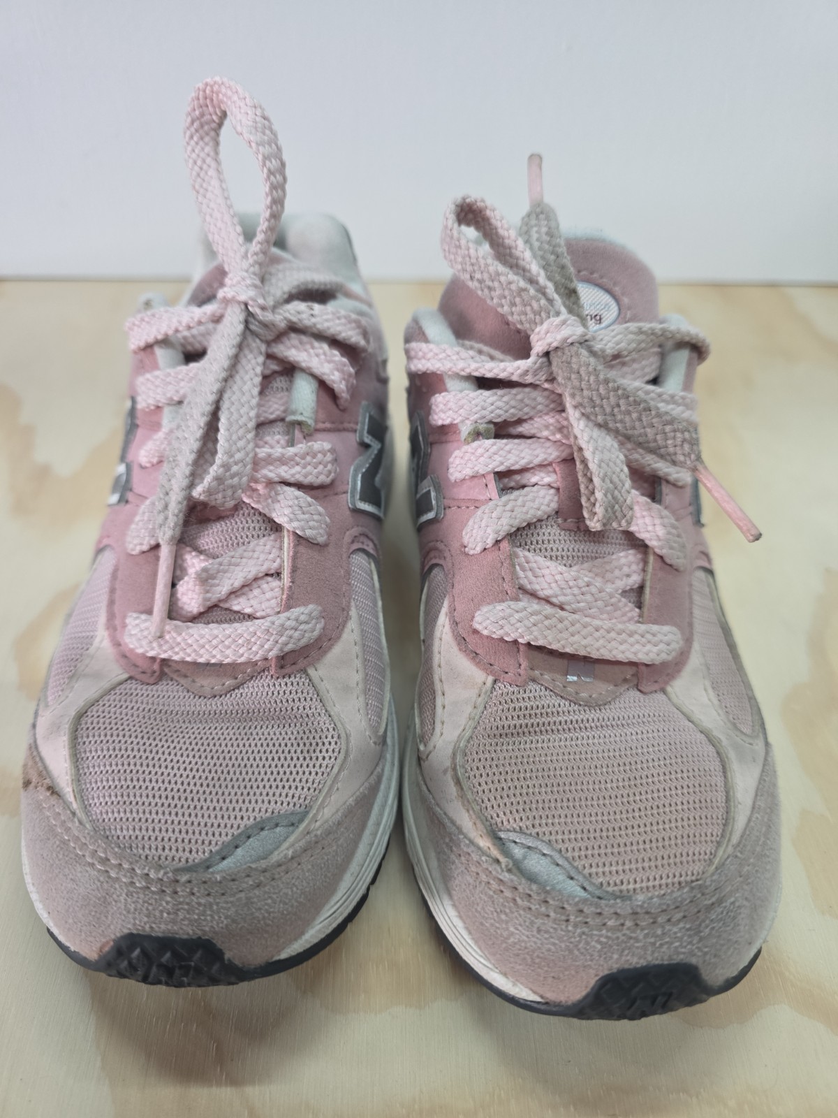 New Balance Pink Gray 2002R Girls Athletic Running Shoes Sneakers Size 13 Shoe