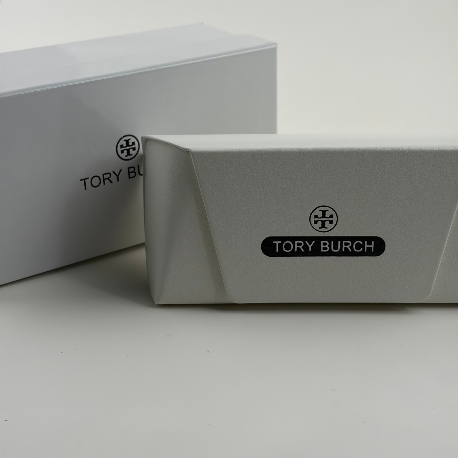 New In Box – Tory Burch Oversized Geometric Sunglasses Black Retro Square 52mm