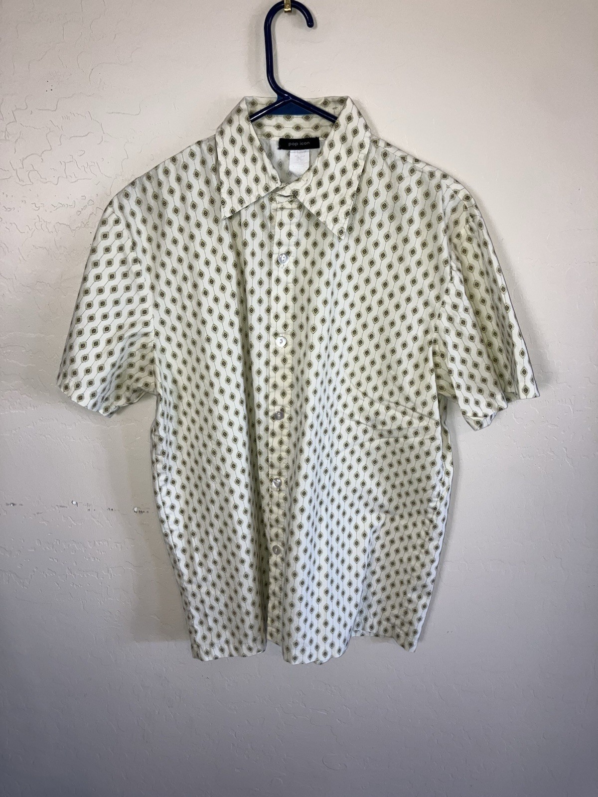 Pop Icon Men’s Short Sleeve Shirt White/Green Designs Size L Excellent Condition
