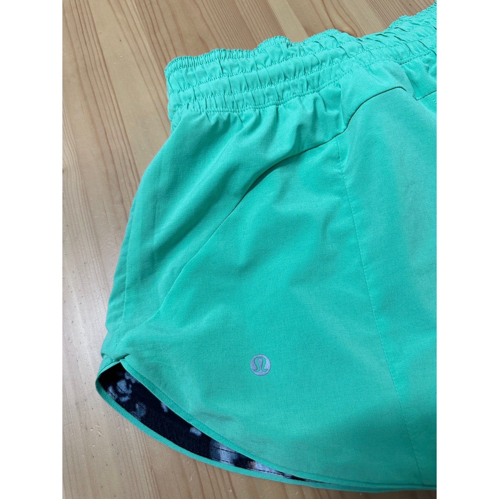 Lululemon Choose A Side Short 3″ Size 6