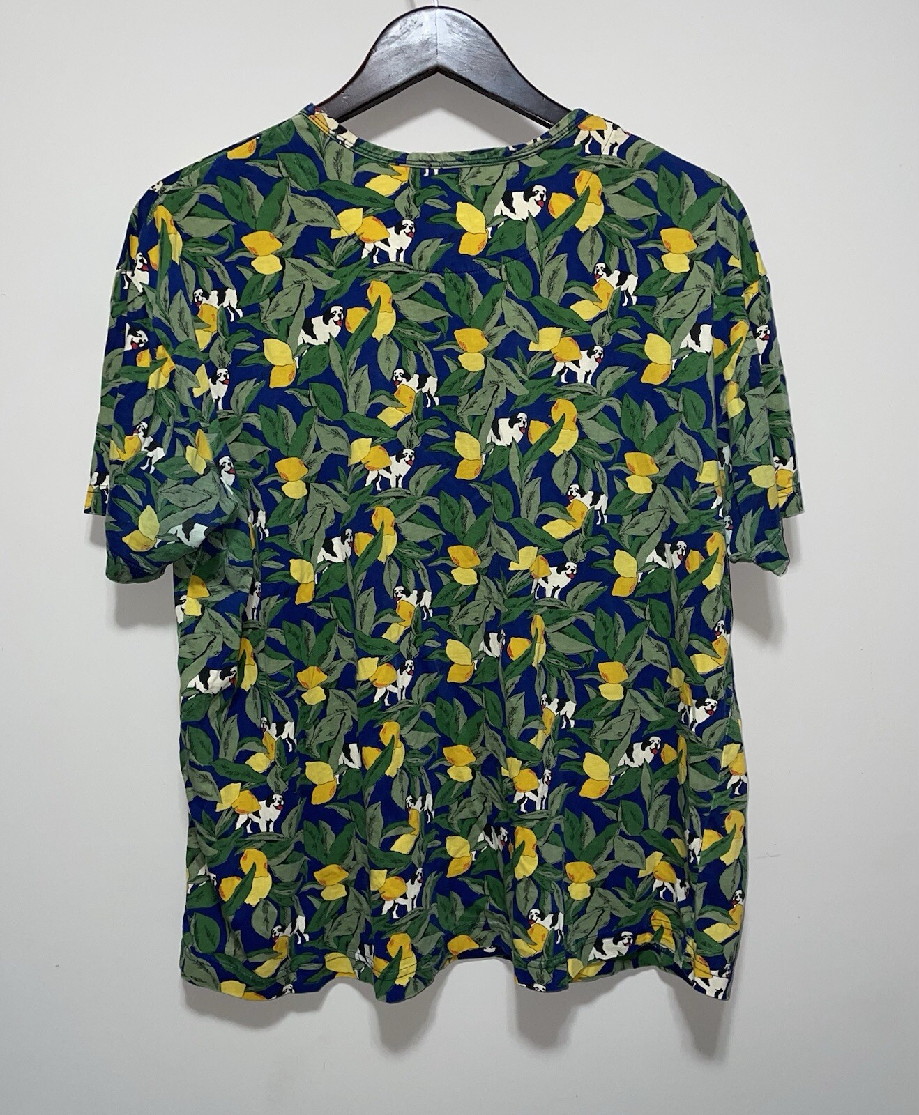 Vintage Big Dogs Men’s Large XL All Over Print Hawaiian T-shirt 3 Button