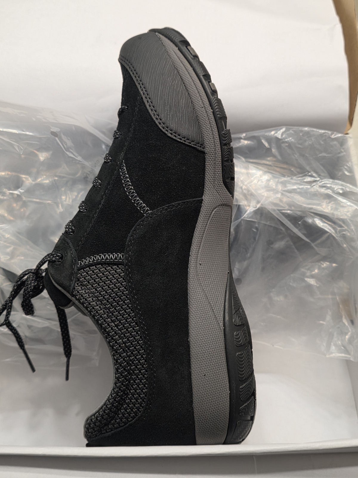 Dansko Paisley Waterproof Suede Lace-Up Sneaker Black/Gray Womens 11 W