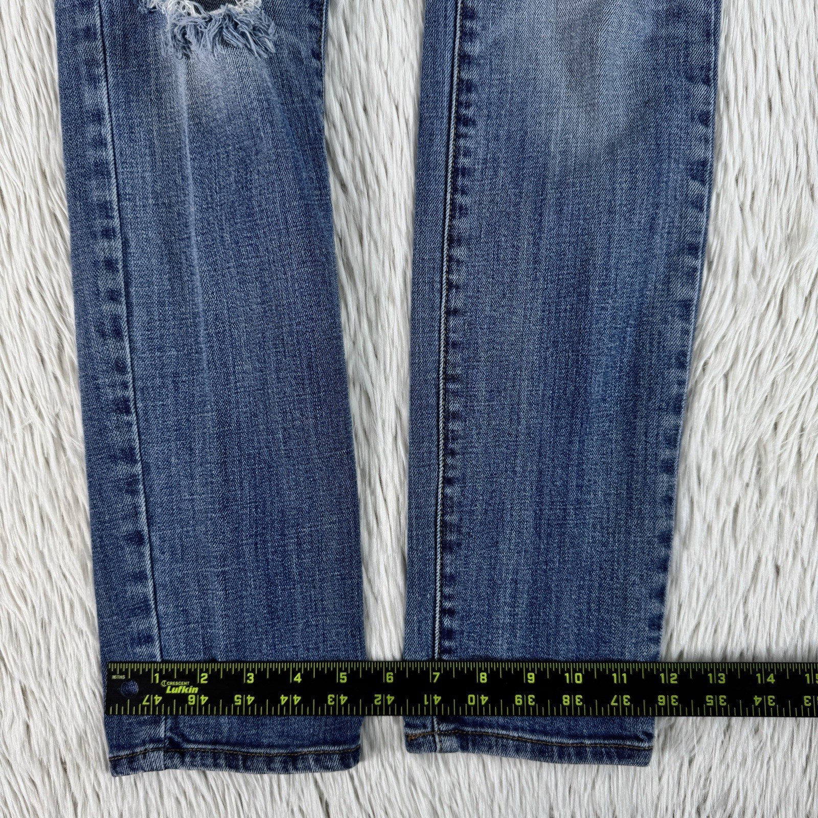 American Eagle Light Wash Distress Low-Rise Stretch Skinny Women’s Size 00 Short