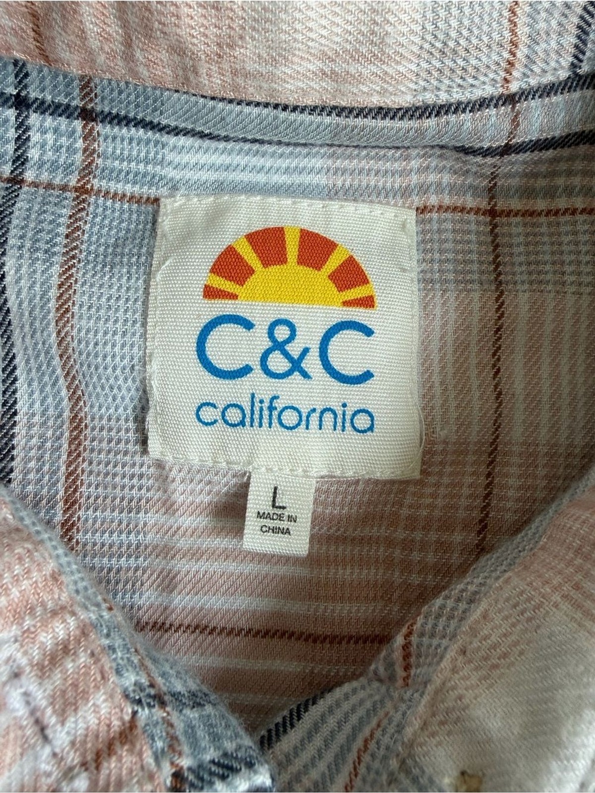 C&C California Plaid Flannel Shirt Large Pink Blue Button Front Pocket