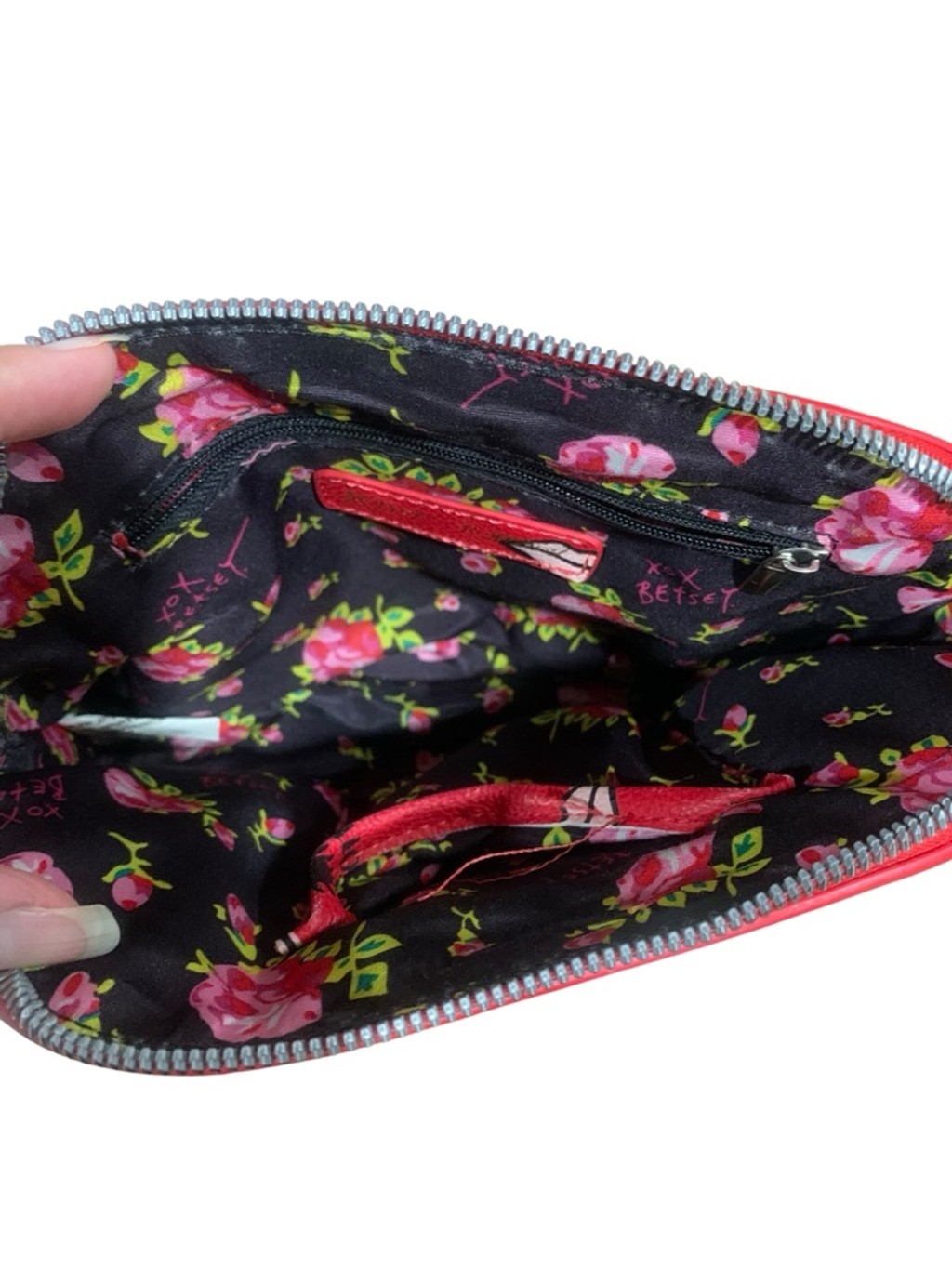 Women’s Betsey Johnson Lips Crossbody Bag One Size Red Black